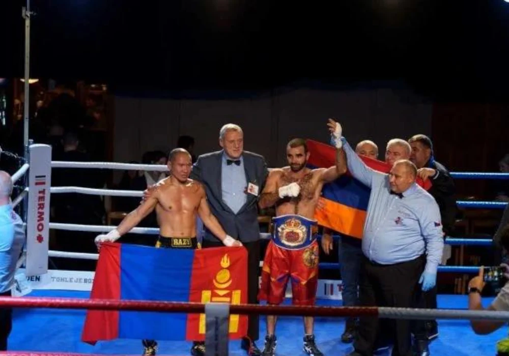 Юри Сакунц завоевал чемпионский пояс WBF (видео)