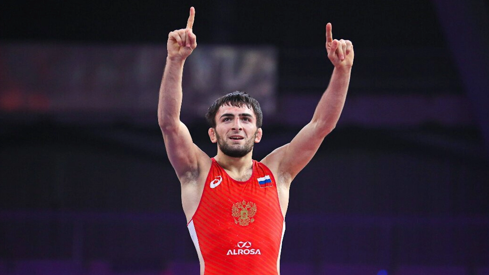 Abasgadzhi Magomedov in the finals of the Russian Freestyle Wrestling Championship in a new weight category.