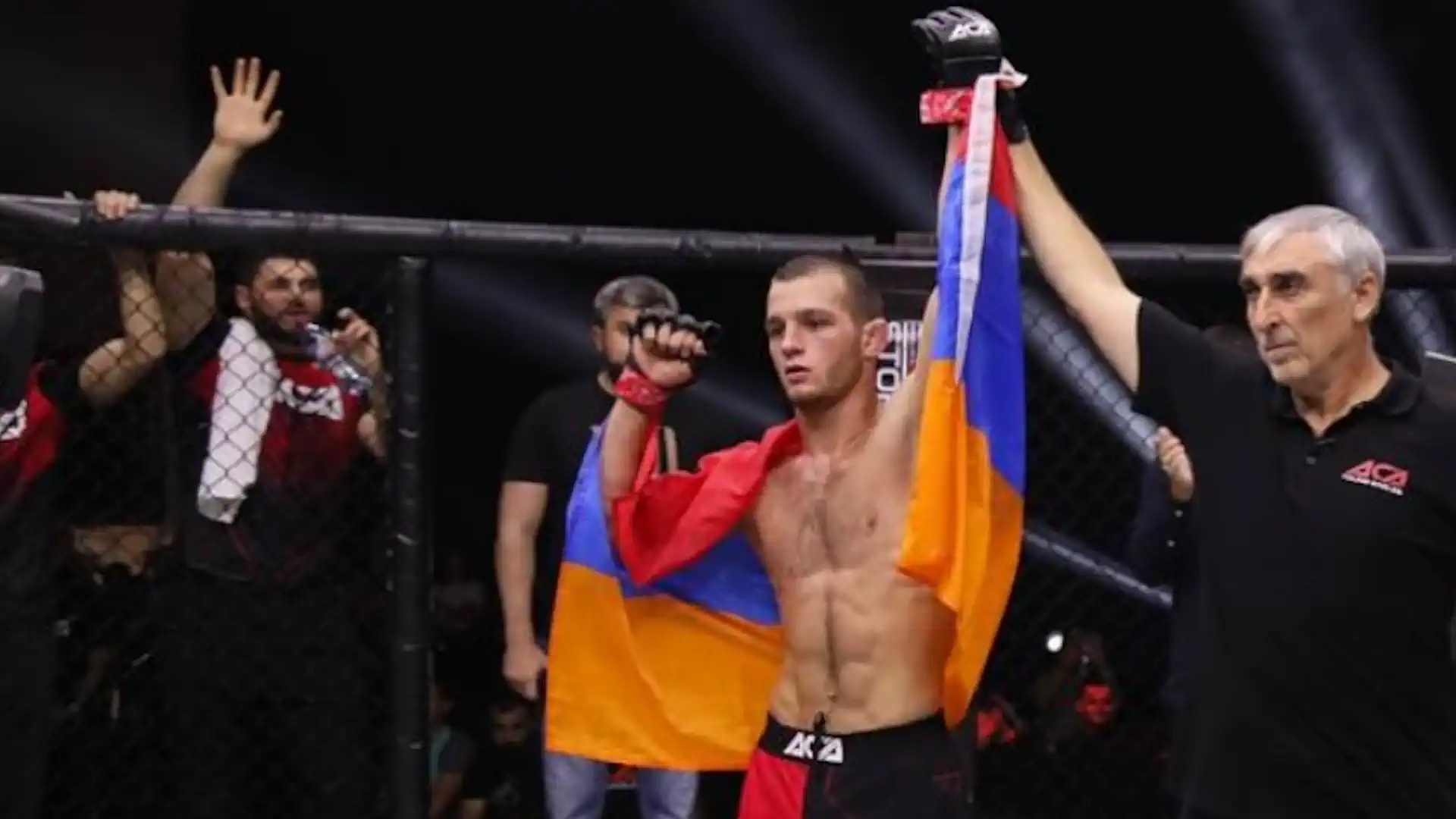 Bagratunyan's Unusual Knockout at ACA YE 47 (video)