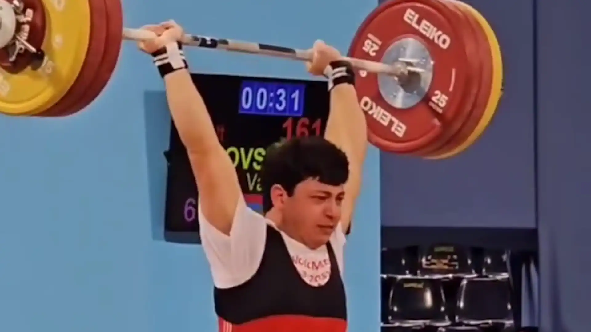 Valerik Movsisyan — two-time European weightlifting champion under 17 years old (video)