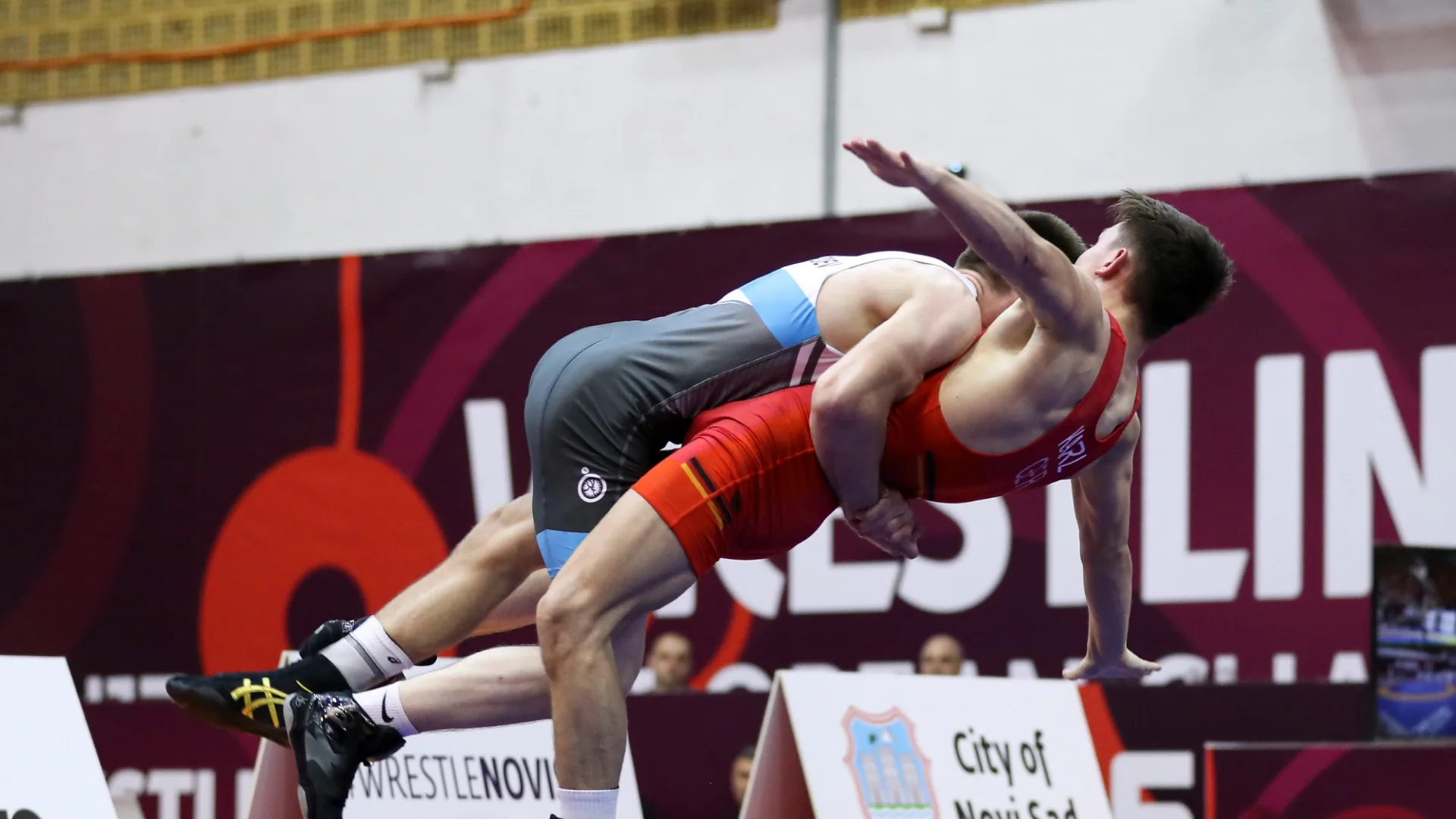 European U-17 Greco-Roman Wrestling Championships. Semifinal pairs of the second day