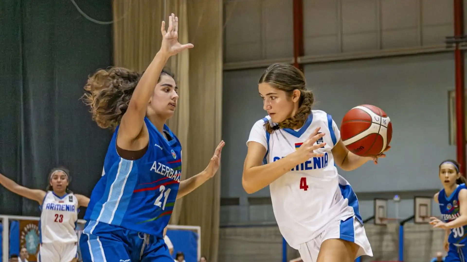 Armenian girls lost to Azerbaijan at the start of the European Youth Basketball Championship